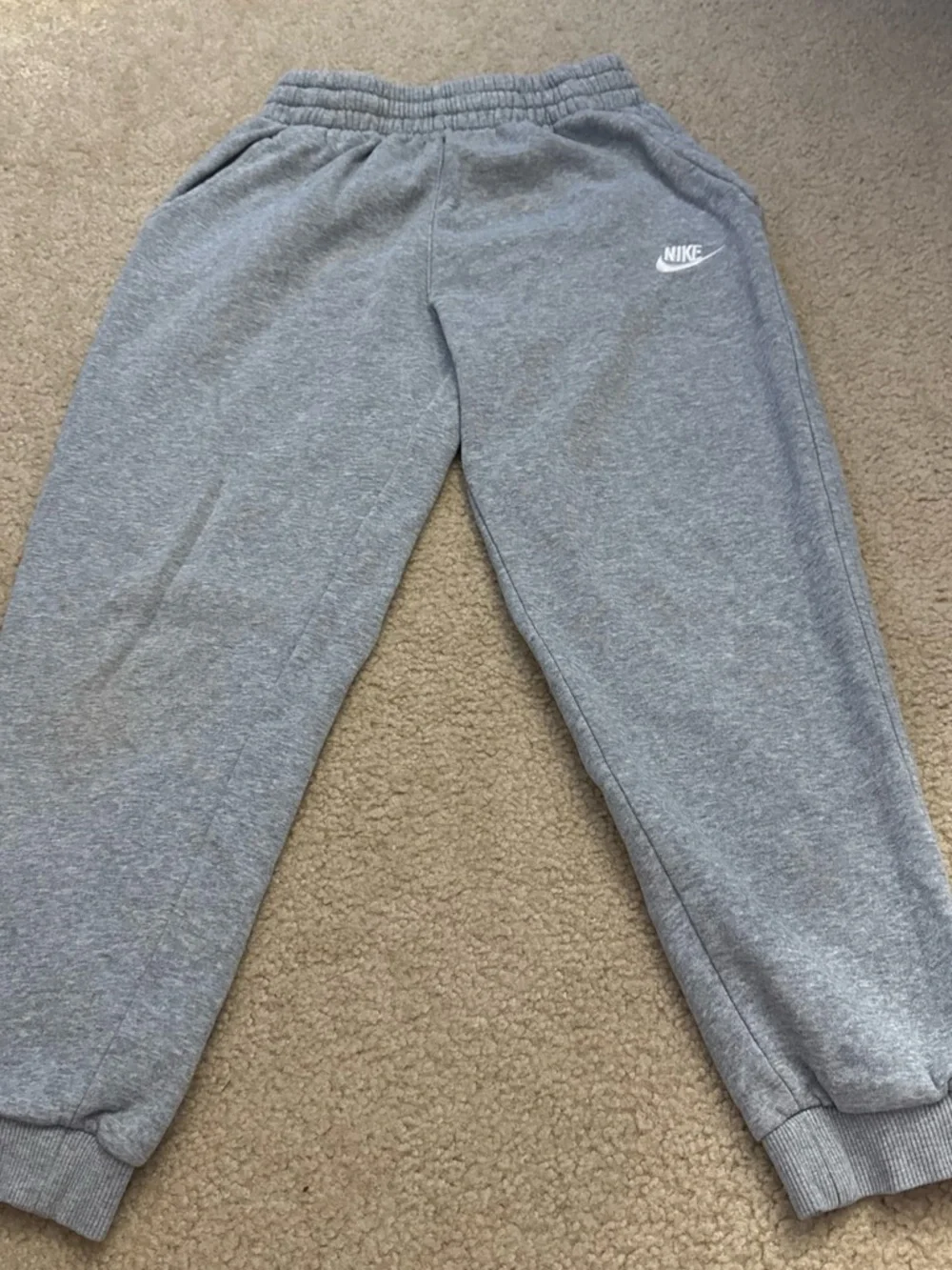 Nike Kids Heather Gray Fleece Joggers with White Swoosh